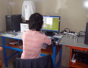 ���a�F��